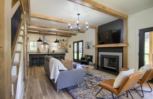 Mills River Other | Modern farmhouse close to Pisgah and Dupont Forest.