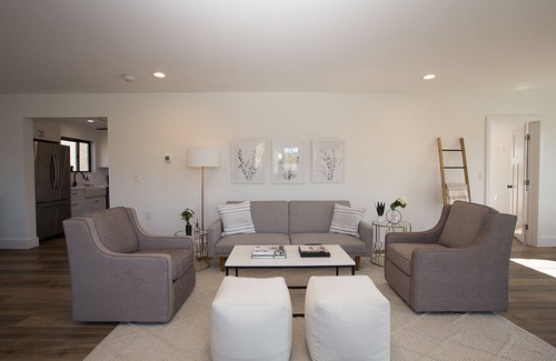 Leesburg Cottage | Modern Farmhouse Getaway