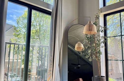 Fourth Ward Condo | Modern Flat in Historic 4th Ward- a few blocks to BOA Stadium!