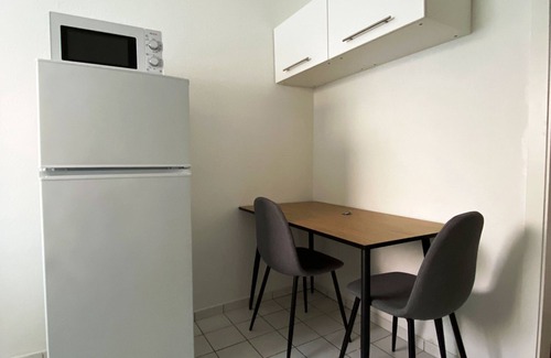 Osnabrueck Apartment | Modern flat in Osnabueck - Balcony - Kitchen - Cofee & Tea I home2share