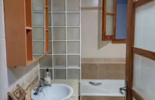 Trinitat Condo | Modern Flat in Valencia