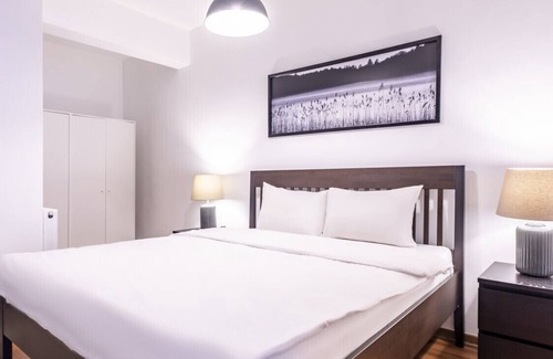 Nisantasi Apartment | Modern Flat w Backyard 3 min to Citys Nisantasi