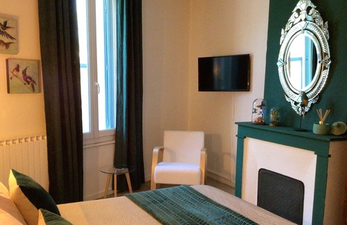 Saint-Laurent-d'Aigouze House | Modern villa with sauna in Gassin