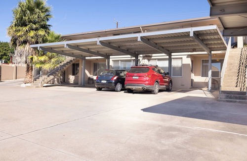 Port Lincoln Apartment | Modern, fully equipped, and pet-friendly accommodation.