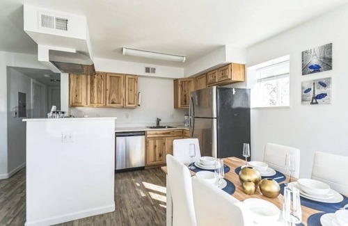 Reno/Tahoe Airport Apartment | Modern Getaway in Reno: Comfort & Style in Every Corner!