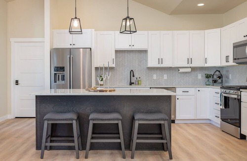 Grand Junction House | Modern Grand Junction Getaway Near Wineries, Hiking Trails and National Monument