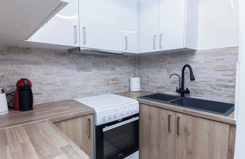 Dafni-Ymittos Apartment | Modern Greek Living Apt in Dafni Athens