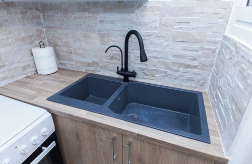 Dafni-Ymittos Apartment | Modern Greek Living Apt in Dafni Athens