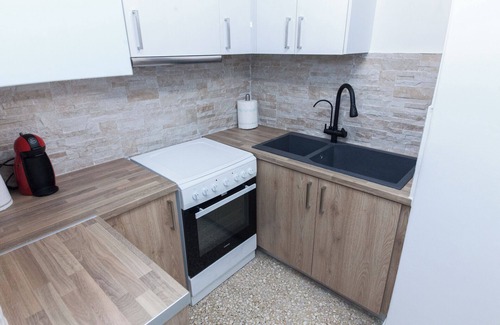 Dafni-Ymittos Apartment | Modern Greek Living Apt in Dafni Athens