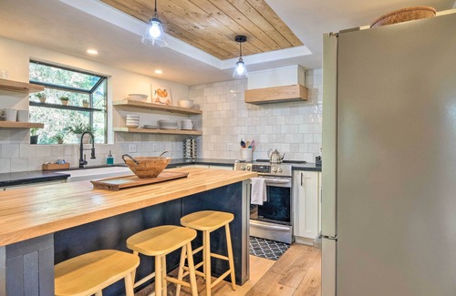 Groveland Cabin | Modern Groveland Chalet ~ 25 Mi to Yosemite!