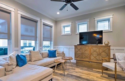 Gulf Shores Cabin | Modern Gulf Shores Cottage w/ Pool & Beach Access!