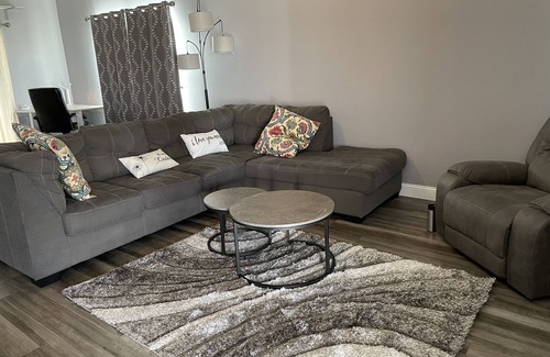North Platte House | Modern Hideaway