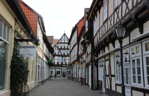 Celle Apartment | MODERN HOLIDAY APARTMENT NEAR THE TRAIN STATION AND CENTER