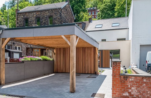 Marchin House | Modern holiday home in Marchin with a jacuzzi