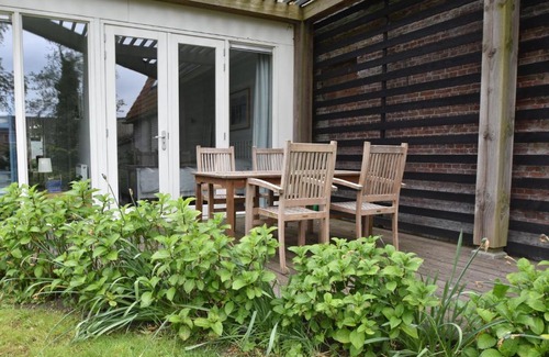 Kollum House | Modern Holiday Home in Kollumerland c a with Private Garden