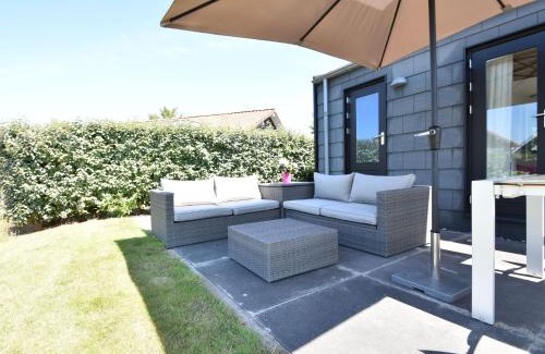 Kattendijke House | Modern Holiday Home in Kattendijke with a Garden