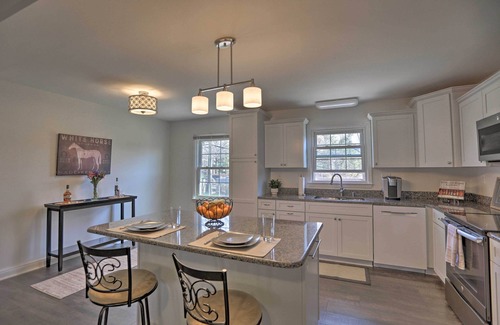 Lexington House | Modern Home 3 Mi to UK, 5 Mi to Bourbon Trail