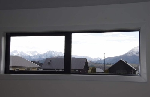 Albert Town House | Modern home for families close to Wanaka