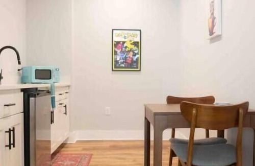 Woodfin House | Modern home - Mtn views - 4 miles to downtown AVL