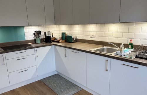 Bonnyrigg House | Modern Home On Outskirts Of Edinburgh With Excellent Public Transport Links