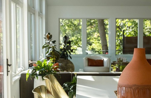 Lakeland House | Modern Home with private beach on St Croix River