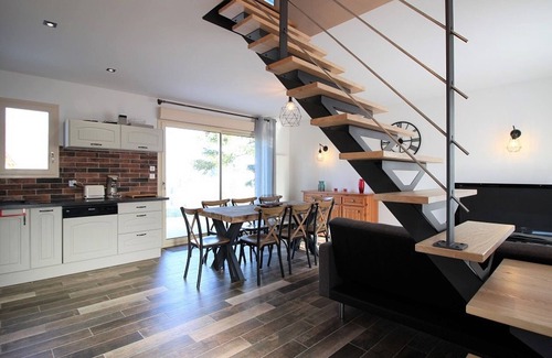 La Bourboule House | Modern House 70m² | 8 pers | 3 bedrooms | Terrace | Parking | La Bourboule