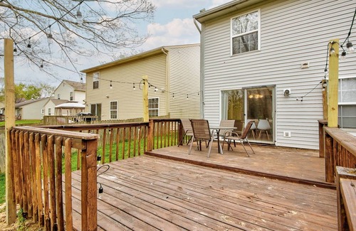 Wayne House | Modern House by Indy Motor Speedway w/3BR