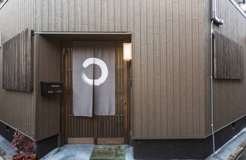 Higashiyama Apartment | Modern House Close To Kamo River No.1 with Floor Heat