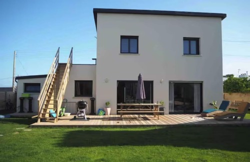 Lampaul-Plouarzel House | Modern house with jacuzzi just a stone's throw from the beach