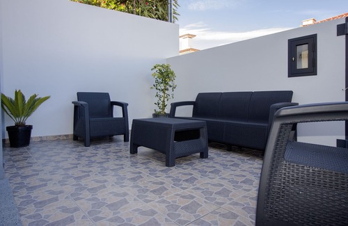 Sao Pedro House | Modern House in Funchal with Great View and BBQ