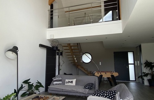 Angous House | Modern house in the countryside between sea and mountains