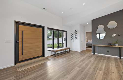 Greater Avenues House | Modern House with Pool Overlooking City