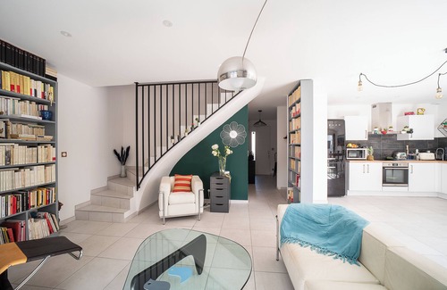 Pia House | MODERN HOUSE WITH SPA BOULES COURT & BIOCLIMATIC PERGOLA 12 KMS BEACH