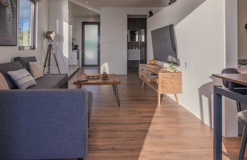 Indigo Bay Apartment | Modern Indigo Bay Studio – 3 Min Walk To Beach!