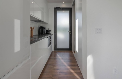Indigo Bay Apartment | Modern Indigo Bay Studio – 3 Min Walk To Beach!