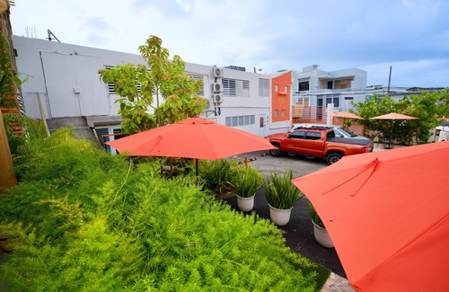 Mayaguez Pueblo Apartment | Modern Japanese Apt with parking in urban Mayagüez