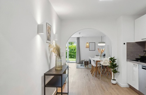 Westerdeichstrich Apartment | Modern KüstenHygge 1 with garden & parking space