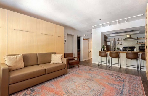Kirkwood Apartment | Modern Kirkwood One Bedroom with Deck