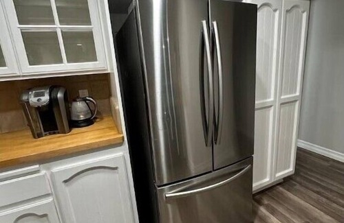Lake Arrowhead Condo | Modern Lake condo at the Village w pool, fireplace