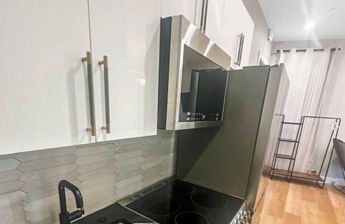 Cottage Lake Apartment | Modern Lakeview AUD Studio W/Private Patio & KTN