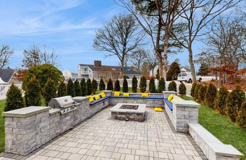 East Falmouth House | Modern Life by the Water
