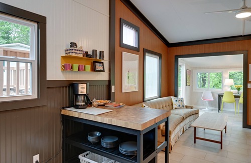 Santeetlah Cottage | Modern 'Little Bear Cottage' At Santeetlah Lake!