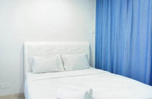 Pondokcina Apartment | Modern Living 1BR @Atlanta Residences Apartment With City View By Travelio