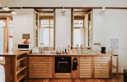 Centro Historico Apartment | modern Loft in historic Villa with beautiful gardens