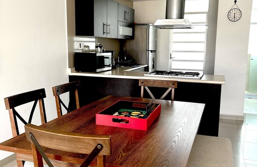Boca del Rio Apartment | Modern Loft.! 6min From Cholula. Perfect for Vacations or Business.!