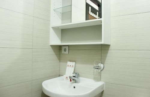 Cimahi Apartment | Modern Look 2BR Gateway Pasteur Apartment By Travelio
