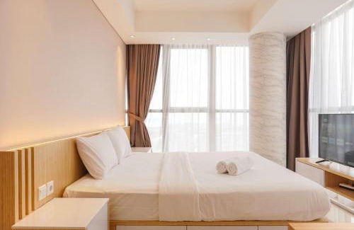 Pantai Indah Kapuk Apartment | Modern Look and Nice 2BR Gold Coast Apartment near PIK By Travelio