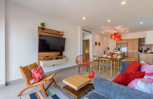 Oranjestad Condo | Modern Luxury 2/BR Condo with Sea View