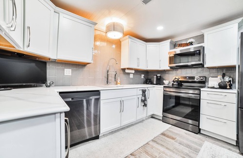 Jackson House | Modern Luxury Stay | Fast WiFi | Bunk Room