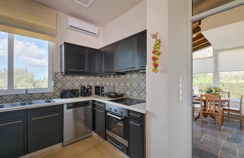 Stavros Villa | Modern Luxury Villa*65sqm Private pool*Short Walk to a Wonderful Sandy Beach.
